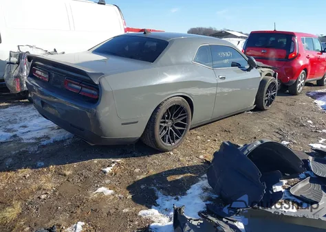 2018 Dodge Challenger R/T z USA, uszkodzony, nr VIN 2C3CDZBT3JH333372